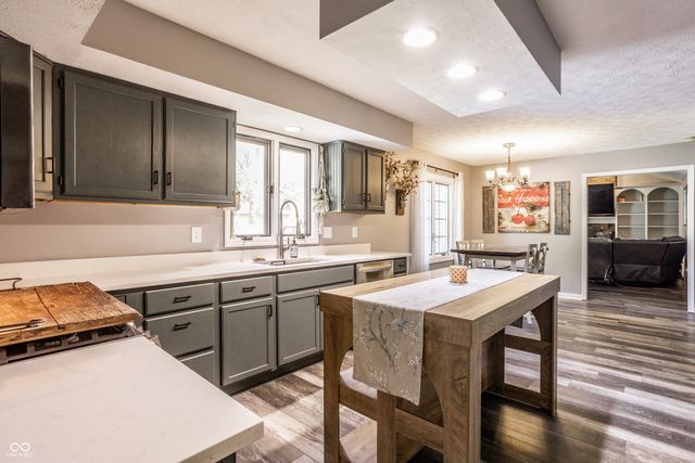 720 Firethorn Circle, Noblesville, IN 46062
