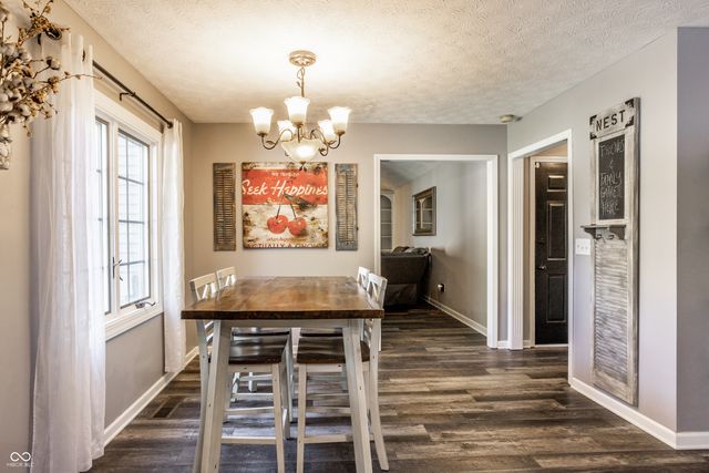720 Firethorn Circle, Noblesville, IN 46062