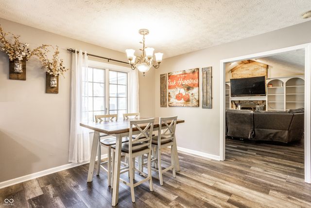 720 Firethorn Circle, Noblesville, IN 46062