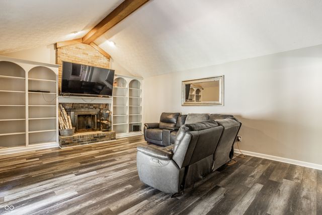 720 Firethorn Circle, Noblesville, IN 46062