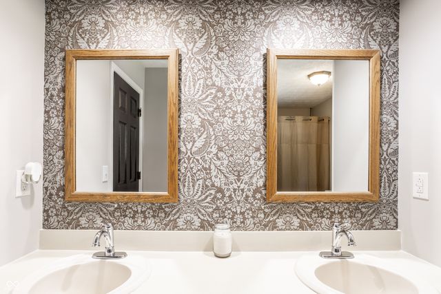 720 Firethorn Circle, Noblesville, IN 46062