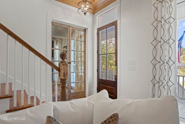 122 Felicity Street, Bay Saint Louis, MS 39520