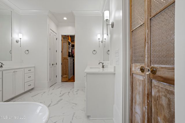 122 Felicity Street, Bay Saint Louis, MS 39520