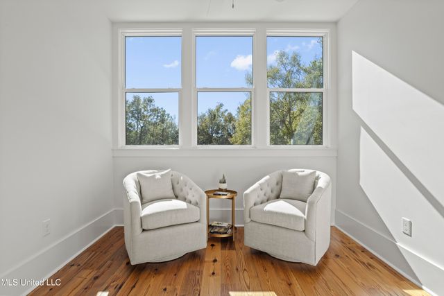 122 Felicity Street, Bay Saint Louis, MS 39520