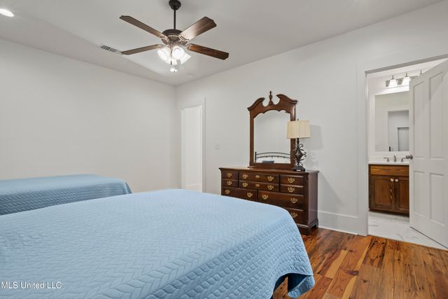 122 Felicity Street, Bay Saint Louis, MS 39520