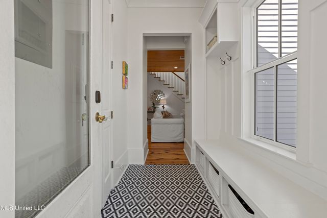 122 Felicity Street, Bay Saint Louis, MS 39520