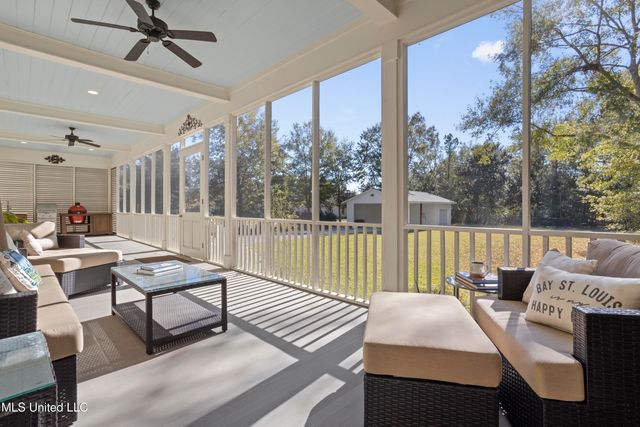 122 Felicity Street, Bay Saint Louis, MS 39520