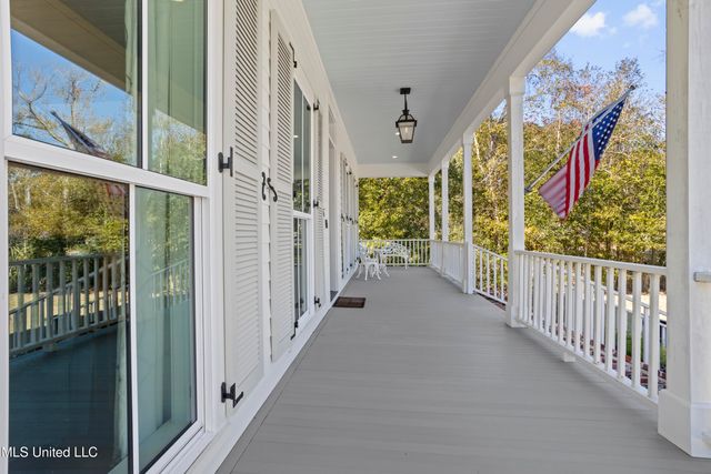 122 Felicity Street, Bay Saint Louis, MS 39520