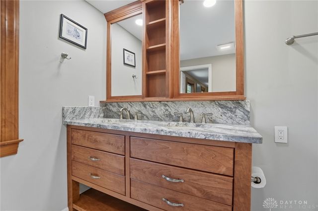 5548 Laureldale Road, Washington Twp, OH 45429