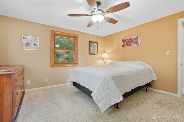 5548 Laureldale Road, Washington Twp, OH 45429