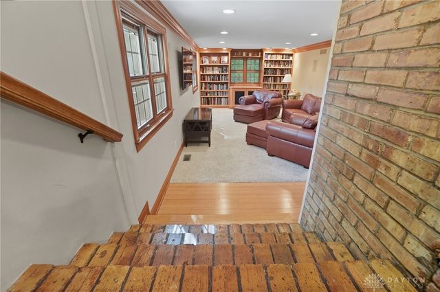 5548 Laureldale Road, Washington Twp, OH 45429