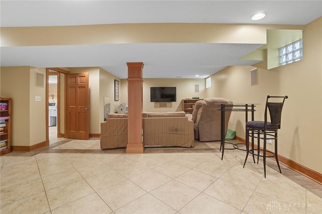 5548 Laureldale Road, Washington Twp, OH 45429