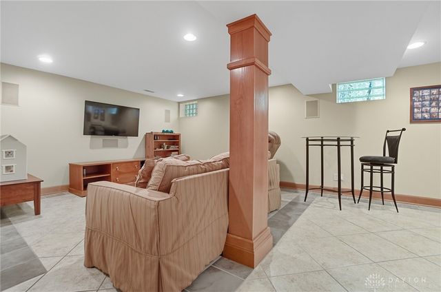 5548 Laureldale Road, Washington Twp, OH 45429