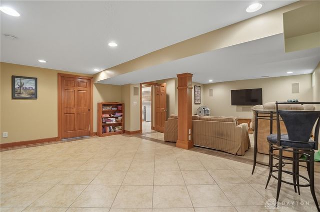 5548 Laureldale Road, Washington Twp, OH 45429