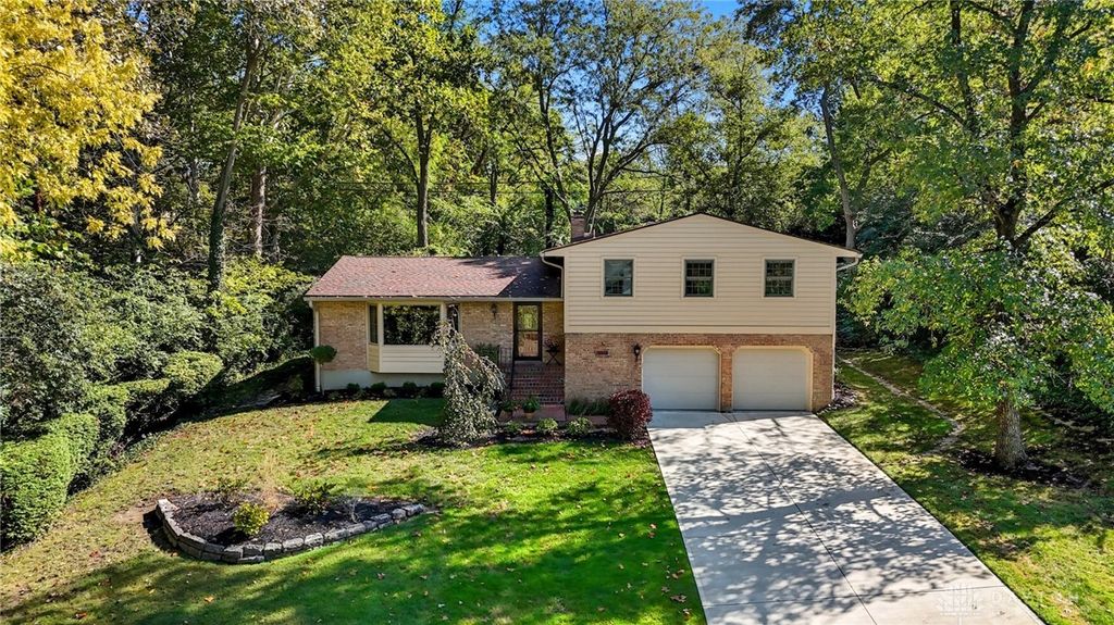 5548 Laureldale Road, Washington Twp, OH 45429