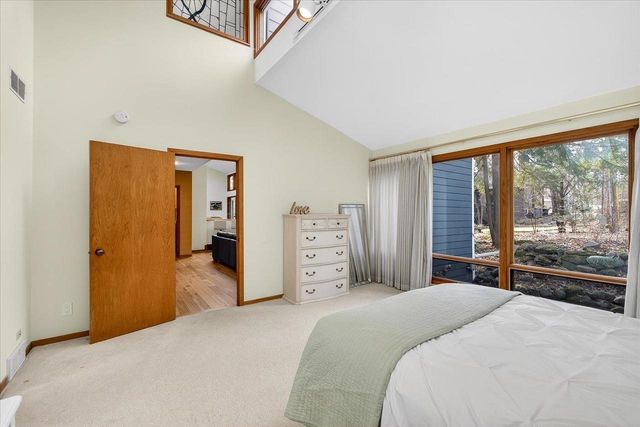 3009 Post Road, Madison, WI 53713