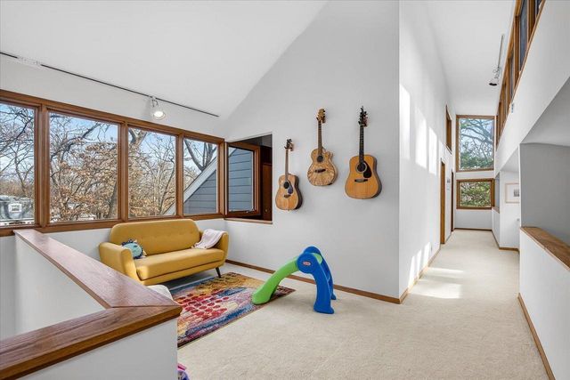 3009 Post Road, Madison, WI 53713