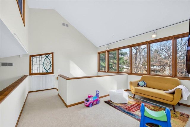 3009 Post Road, Madison, WI 53713