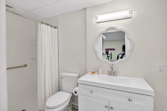 3009 Post Road, Madison, WI 53713