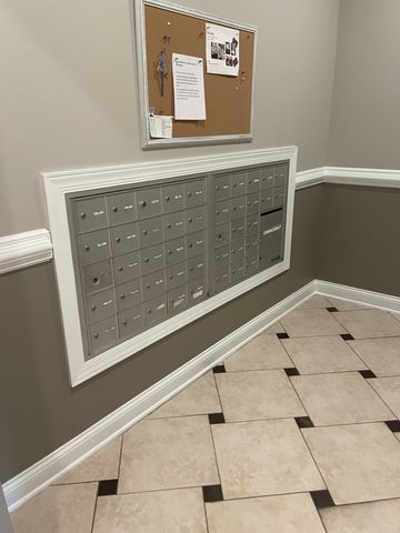 1210 N Foxdale Drive 109, Addison, IL 60101