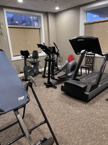 1210 N Foxdale Drive 109, Addison, IL 60101