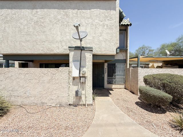 5172 W OLIVE Avenue, Glendale, AZ 85302