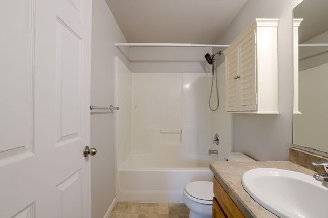 516 SE Ponderosa Drive, Madras, OR 97741