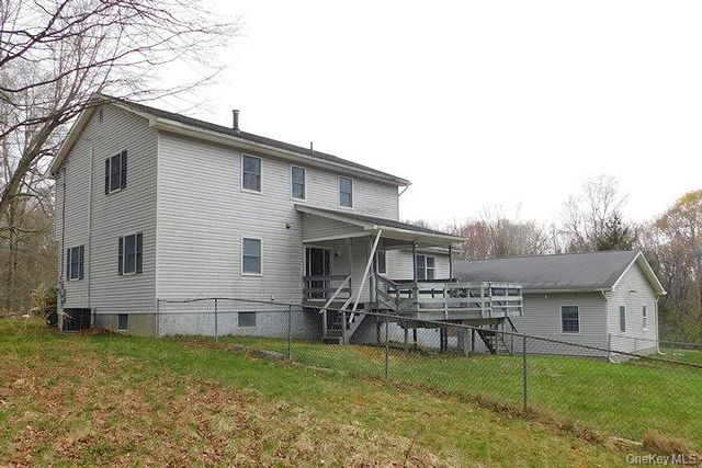 83 Hunt Road, Wallkill, NY 12589