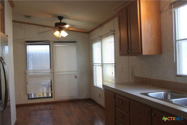 936 Fm 1185, Lockhart, TX 78644