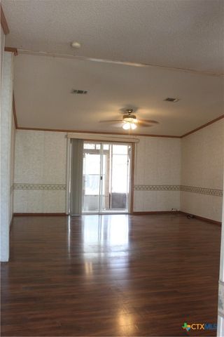 936 Fm 1185, Lockhart, TX 78644