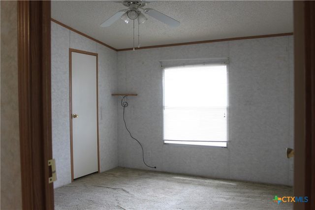 936 Fm 1185, Lockhart, TX 78644