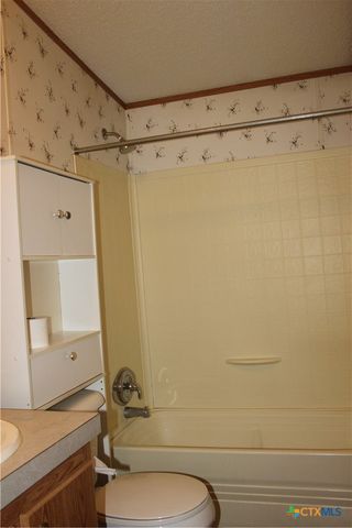 936 Fm 1185, Lockhart, TX 78644
