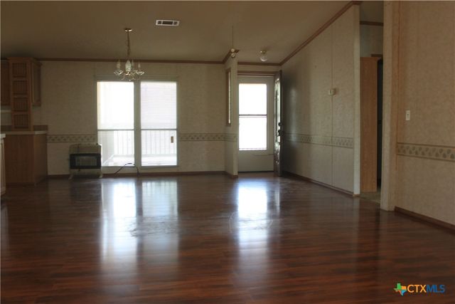 936 Fm 1185, Lockhart, TX 78644