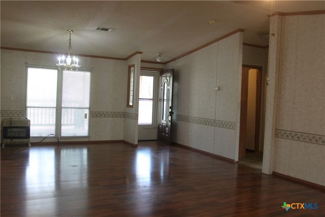 936 Fm 1185, Lockhart, TX 78644