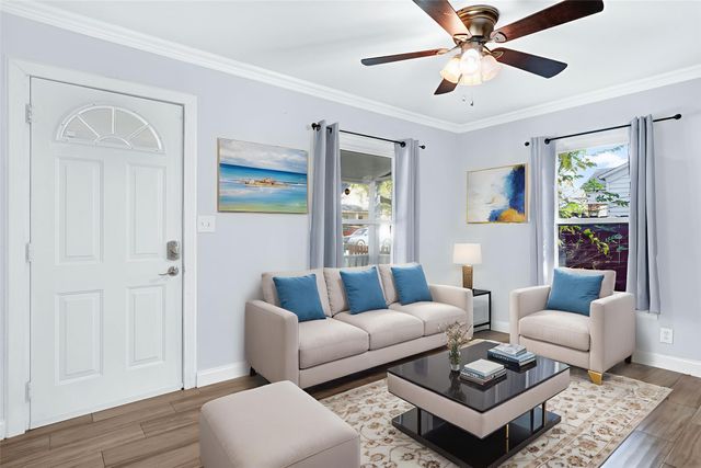 2916 Livingston Avenue, Fort Worth, TX 76110