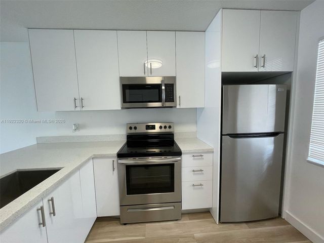 8700 N Sherman Cir 501, Miramar, FL 33025