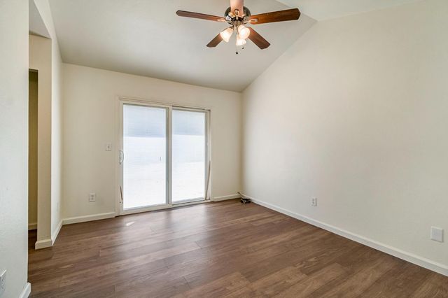 546 W Swift Avenue, Clovis, CA 93612