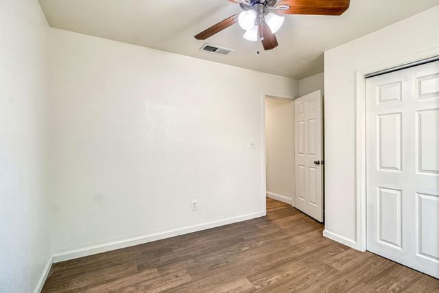 546 W Swift Avenue, Clovis, CA 93612