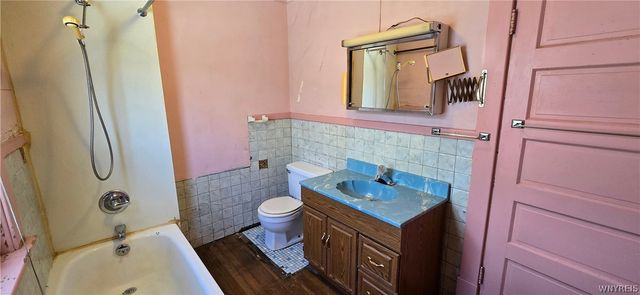 203 78th Street, Niagara Falls, NY 14304