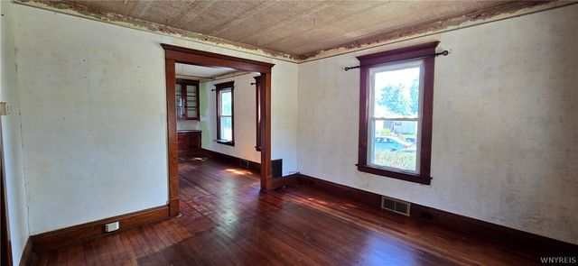 203 78th Street, Niagara Falls, NY 14304