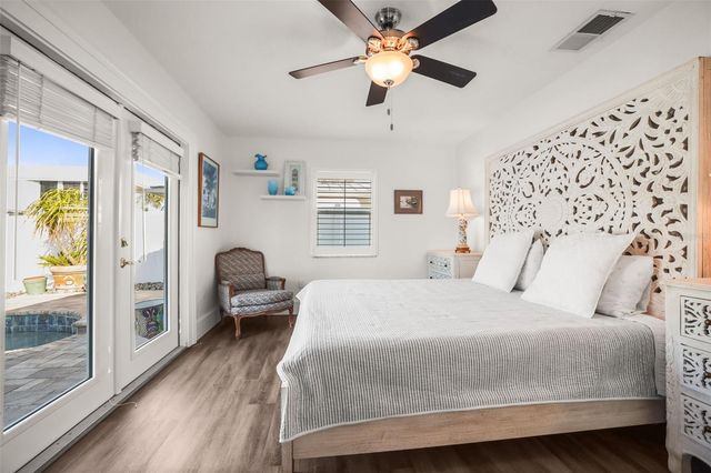 7833 1ST AVENUE S, St Petersburg, FL 33707