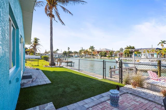 7833 1ST AVENUE S, St Petersburg, FL 33707