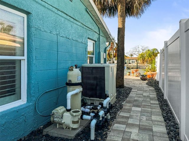 7833 1ST AVENUE S, St Petersburg, FL 33707