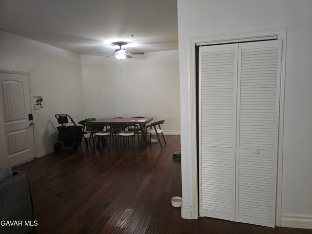 917 S New Hampshire Avenue Unit 301, Los Angeles, CA 90006