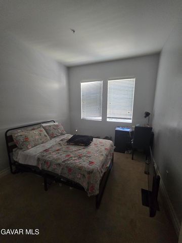 917 S New Hampshire Avenue Unit 301, Los Angeles, CA 90006