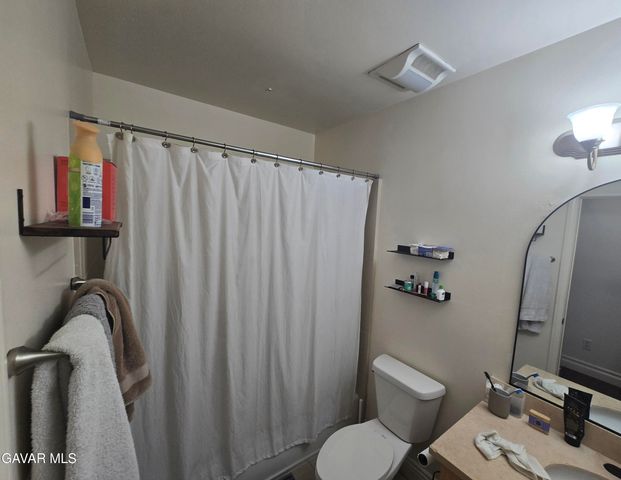 917 S New Hampshire Avenue Unit 301, Los Angeles, CA 90006