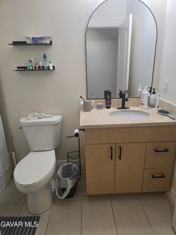 917 S New Hampshire Avenue Unit 301, Los Angeles, CA 90006