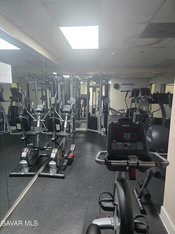 917 S New Hampshire Avenue Unit 301, Los Angeles, CA 90006