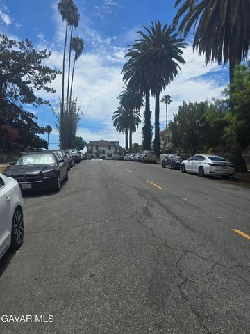 917 S New Hampshire Avenue Unit 301, Los Angeles, CA 90006