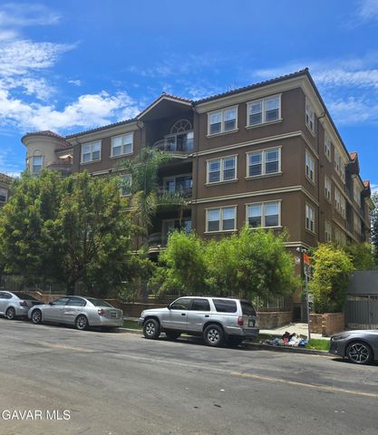 917 S New Hampshire Avenue Unit 301, Los Angeles, CA 90006